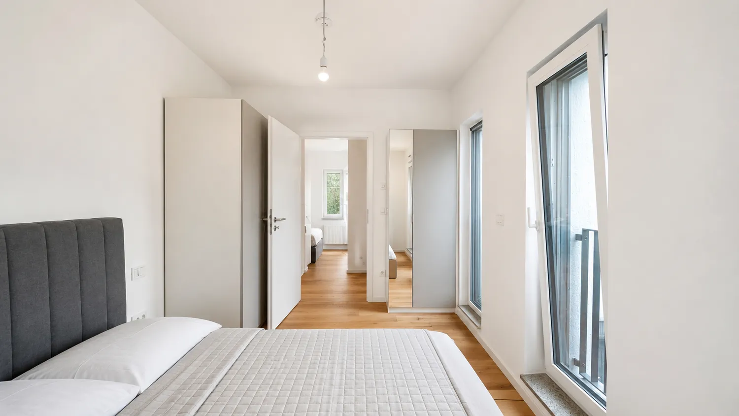 2 Zimmer Wohnung mit 50 m² in Frankfurt am Main – Bild 4