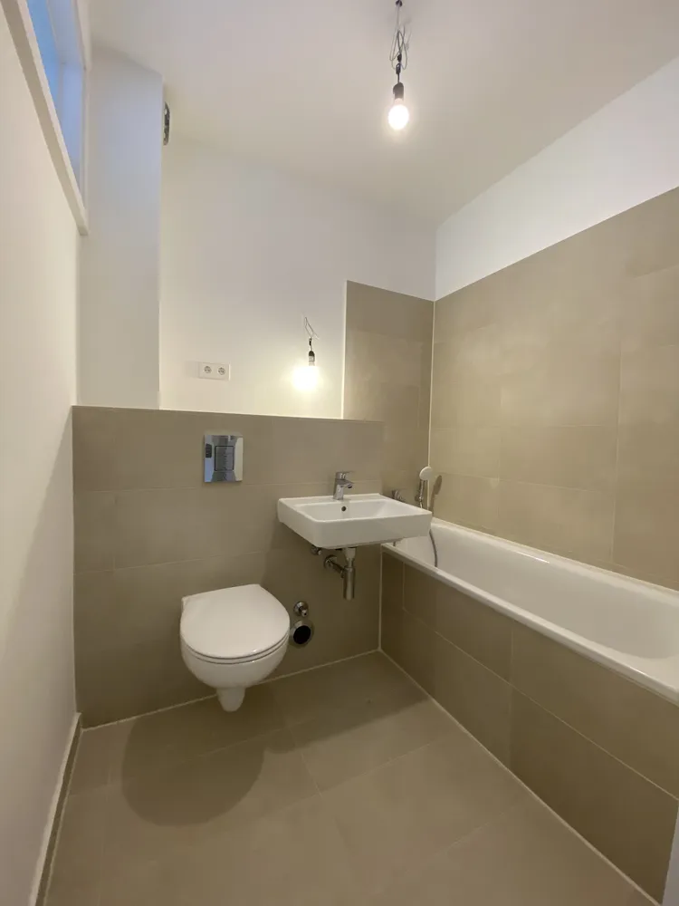 1 room apartment with 47 m² in Berlin – Photo 4