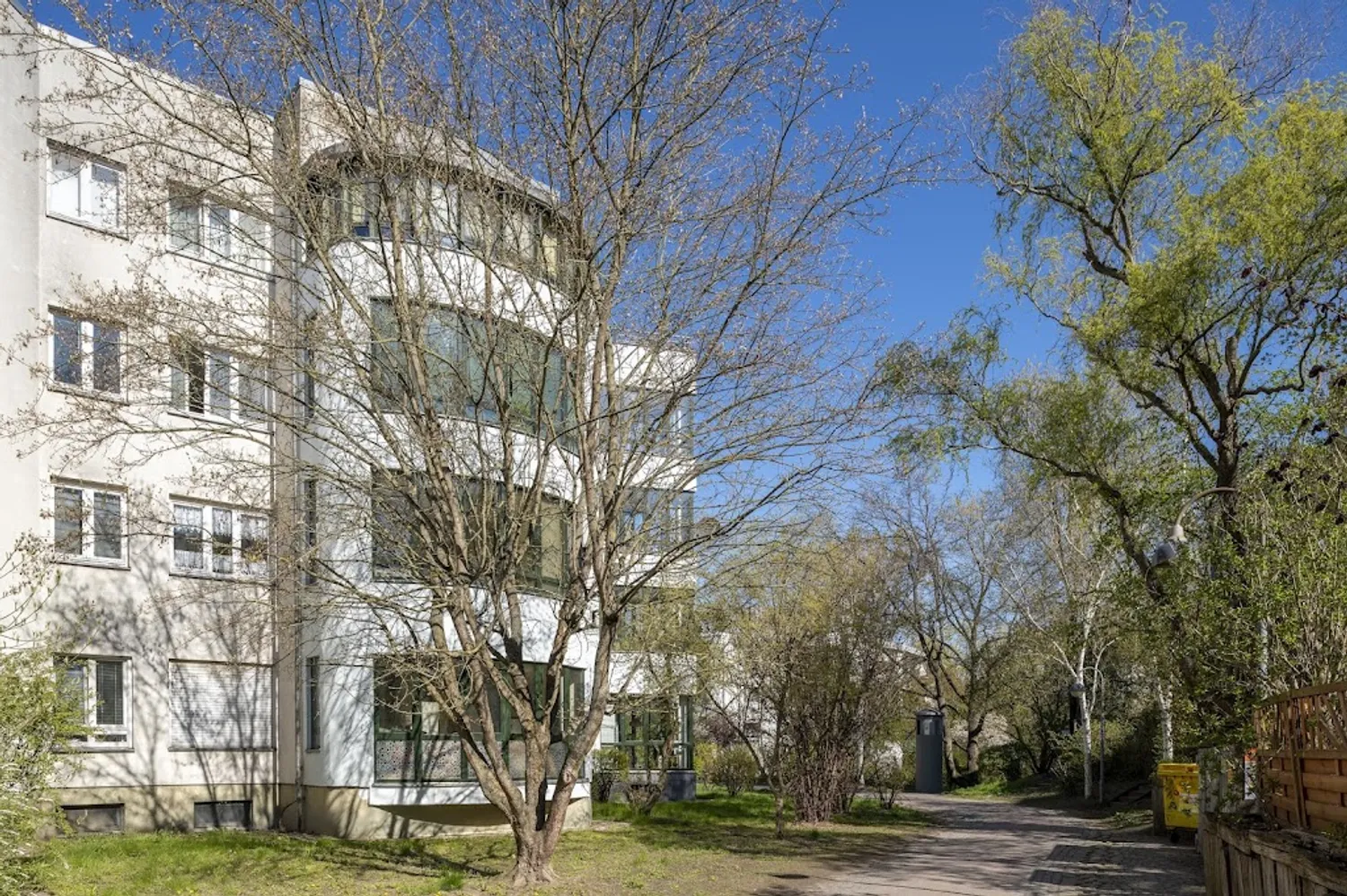 2 Zimmer Wohnung mit 67 m² in Berlin – Bild 2