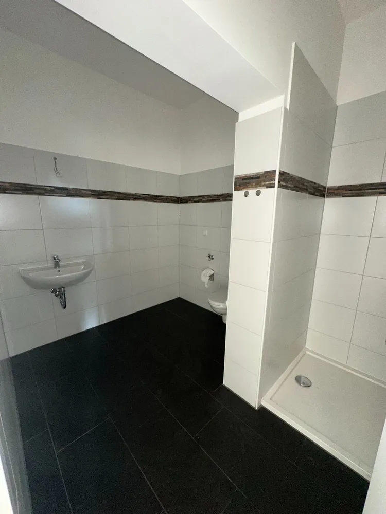 2 Zimmer Wohnung mit 35 m² in Halle (Saale) – Bild 10