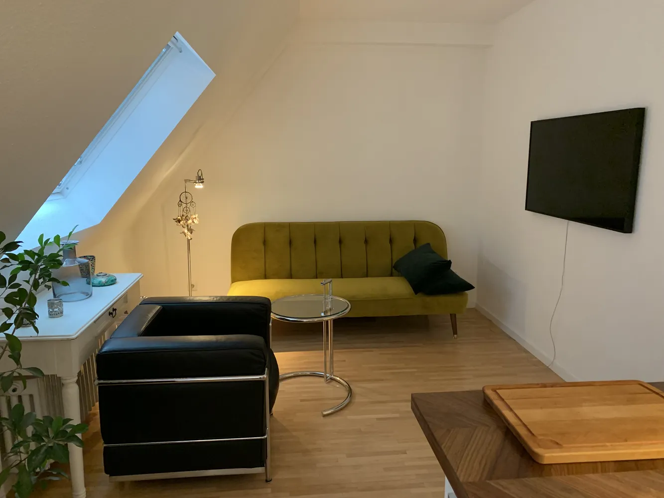 2 Zimmer Wohnung mit 35 m² in Düsseldorf – Bild 2