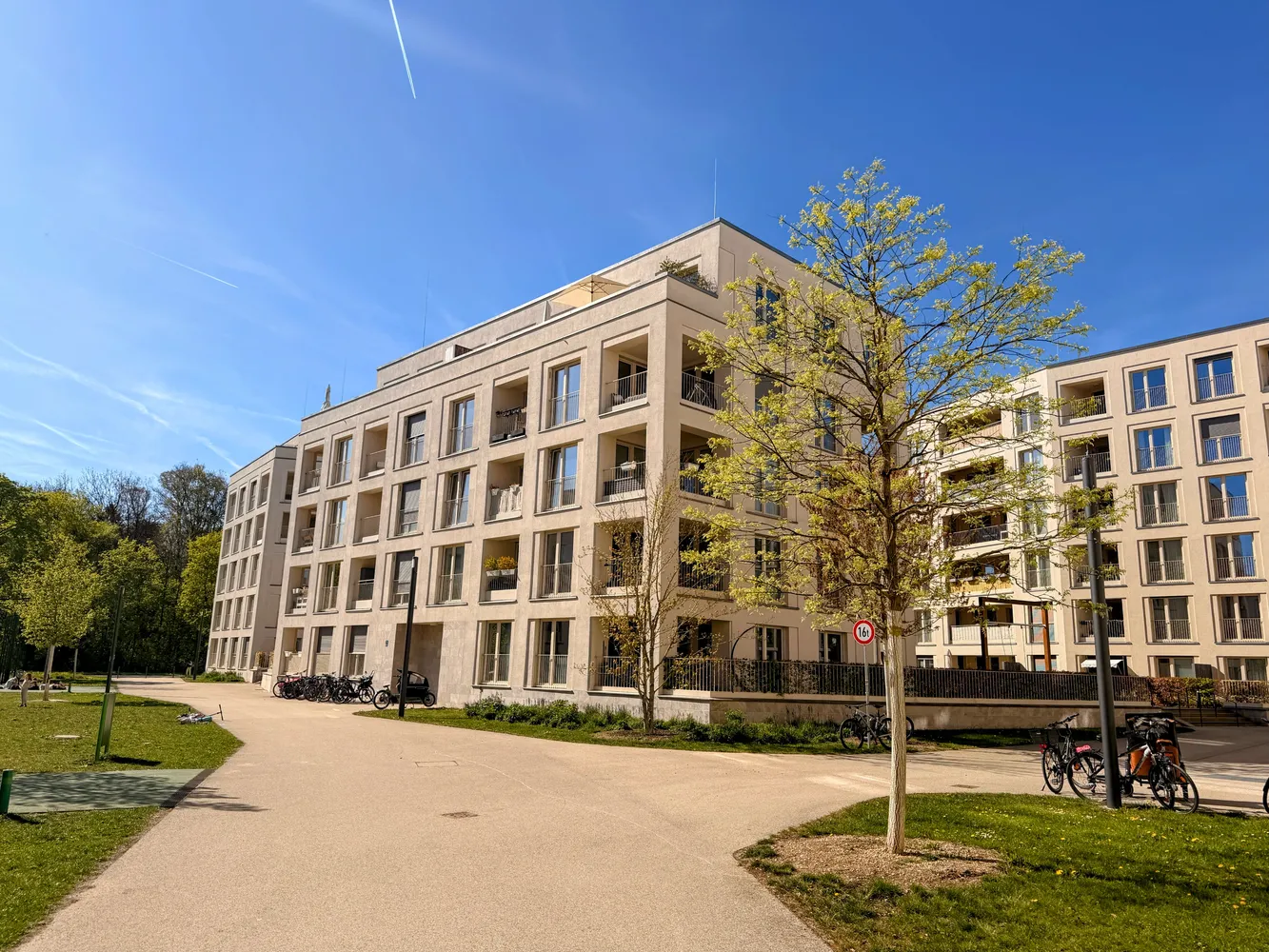 3 Zimmer Wohnung mit 79 m² in München – Bild 6