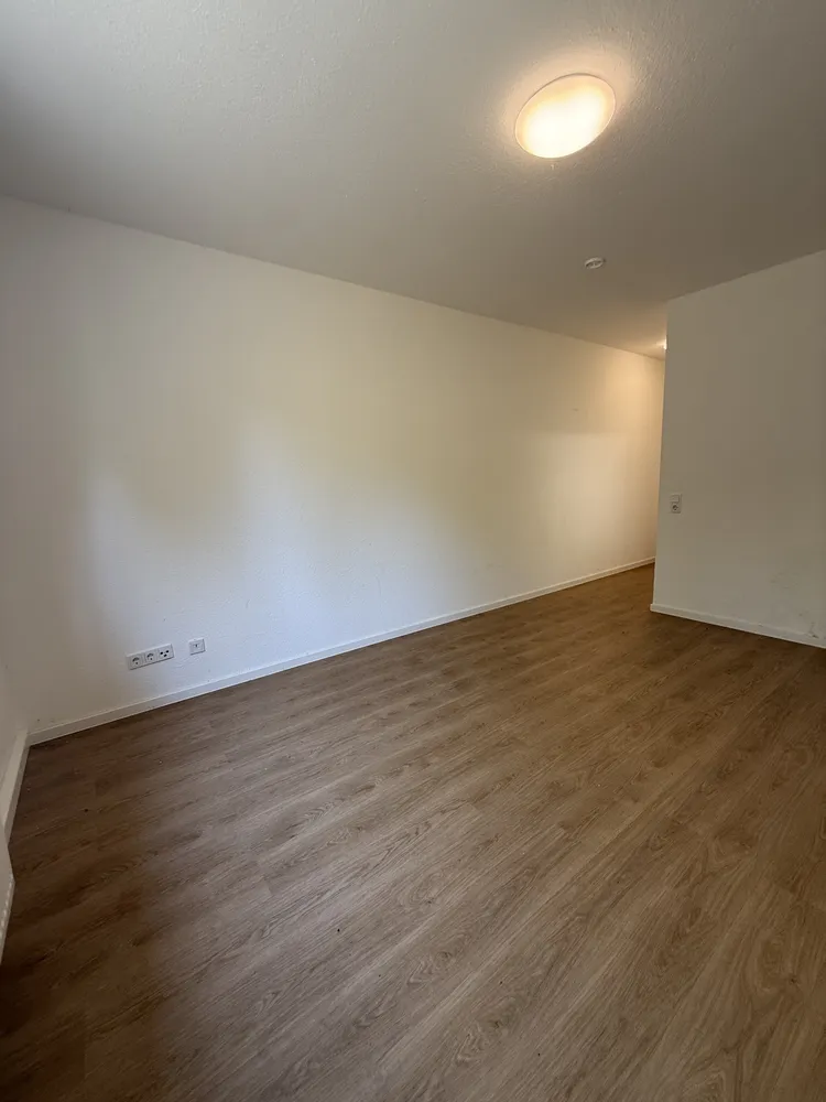 1 room apartment with 24 m² in Saarbrücken – Photo 2