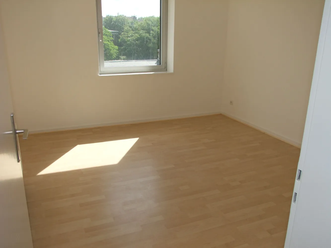 1 Zimmer Wohnung mit 33 m² in Düsseldorf – Bild 2