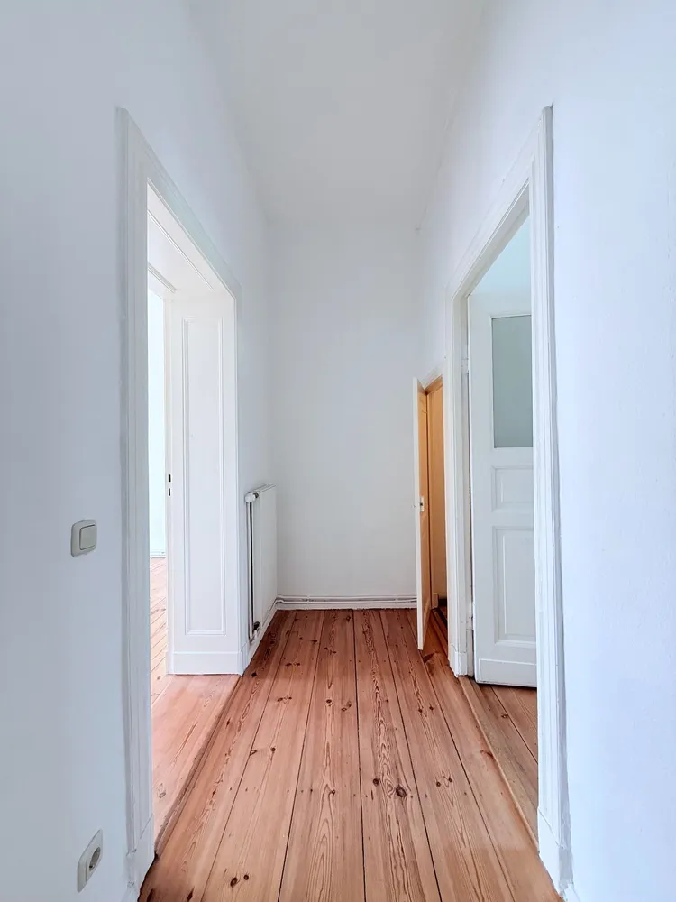 2 Zimmer Wohnung mit 85 m² in Berlin – Bild 3
