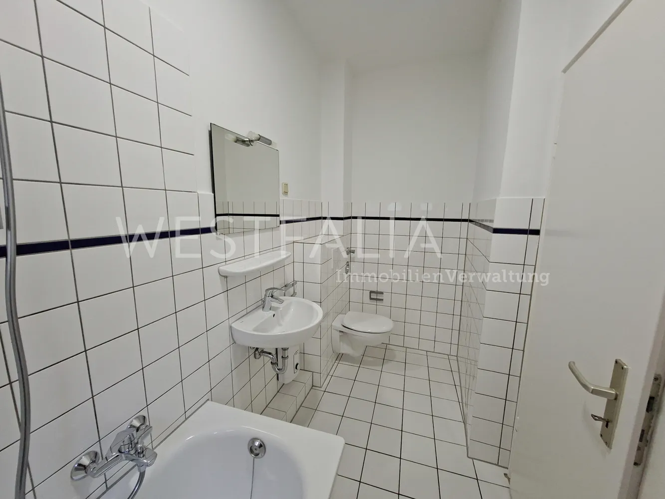 1 room apartment with 32 m² in Duisburg – Photo 3