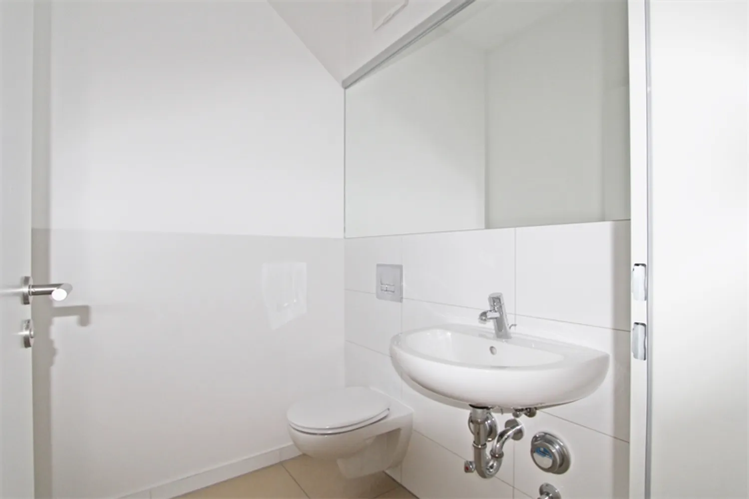2 Zimmer Wohnung mit 81 m² in Berlin – Bild 11