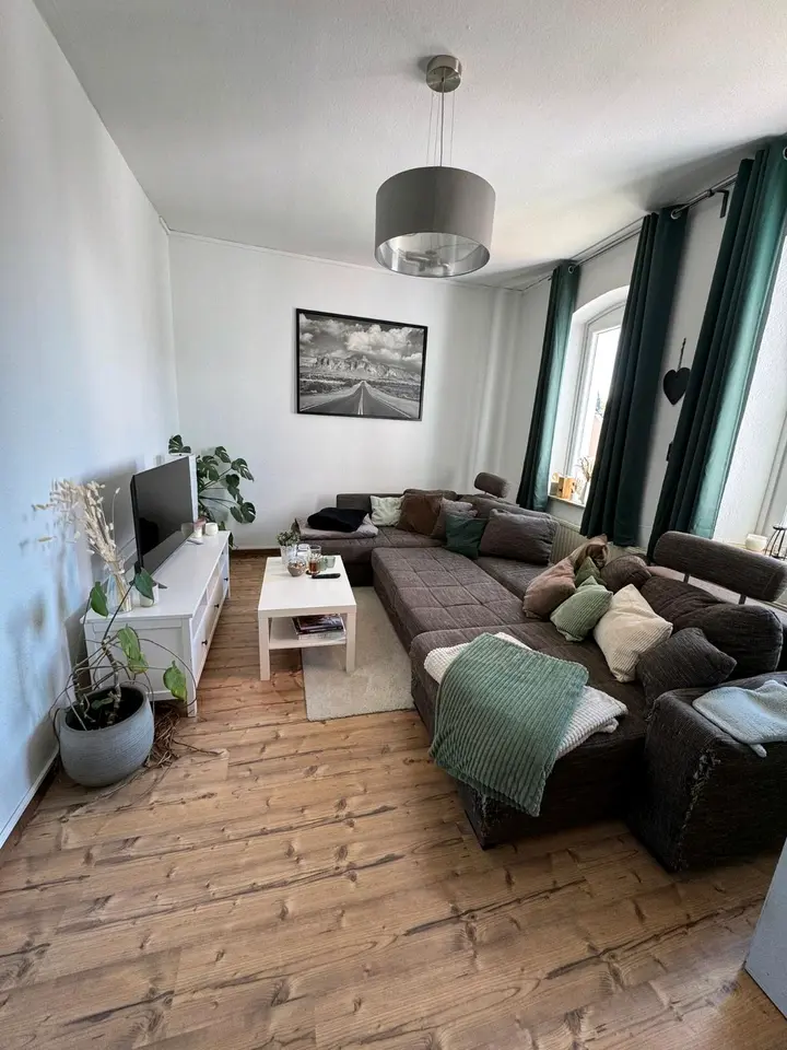 4 Zimmer Wohnung mit 120 m² in Hof – Bild 1