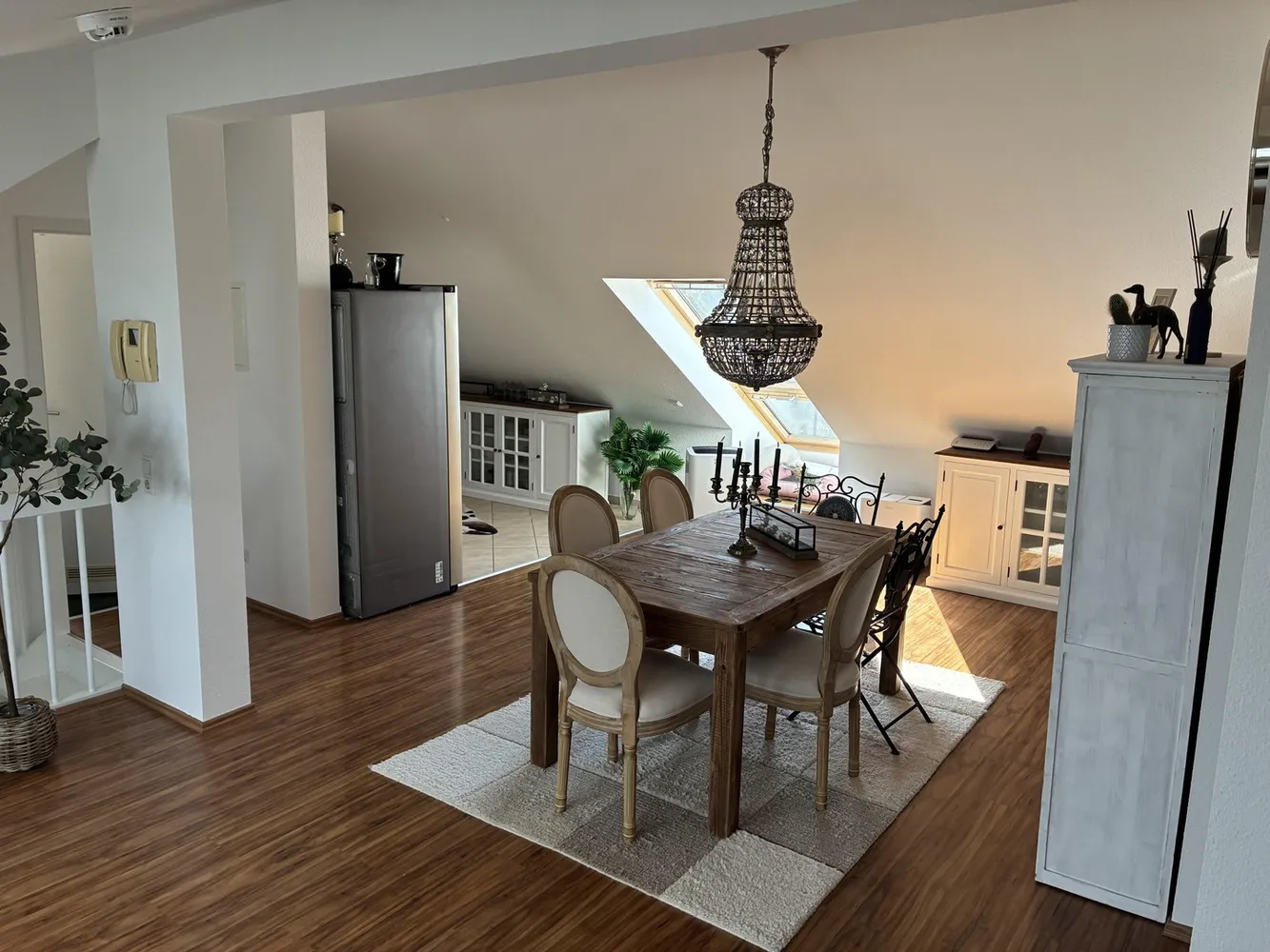3 Zimmer Wohnung mit 80 m² in Dresden – Bild 3
