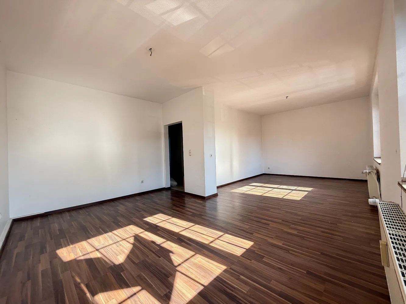 2 Zimmer Wohnung mit 71 m² in Krefeld – Bild 2