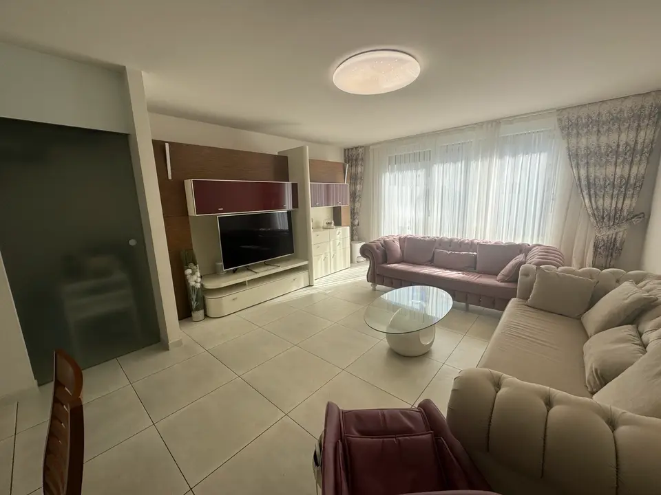 5 Zimmer Haus mit 141 m² in Schwäbisch Gmünd – Bild 1