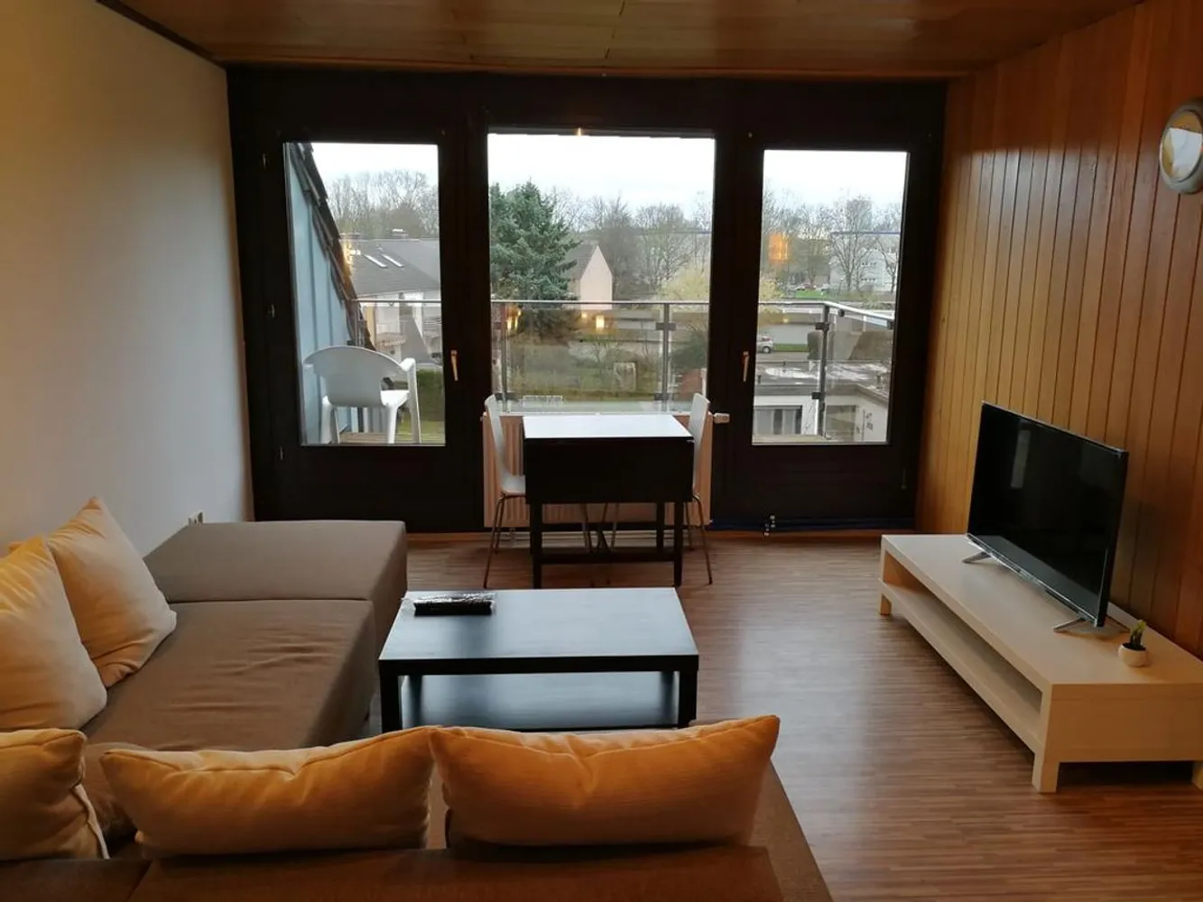 1 Zimmer Wohnung mit 60 m² in Köln – Bild 1