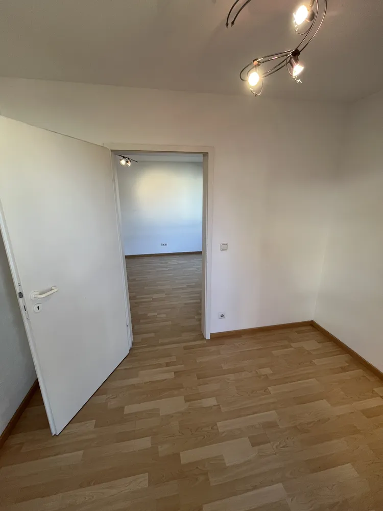 2 room apartment with 40 m² in Augsburg – Photo 8