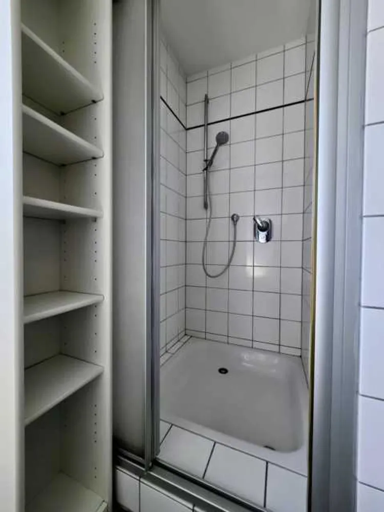 4 Zimmer Wohnung mit 151 m² in Homburg – Bild 7