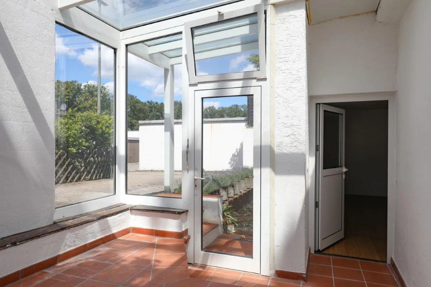 7 Zimmer Haus mit 265 m² in Wiesbaden – Bild 3