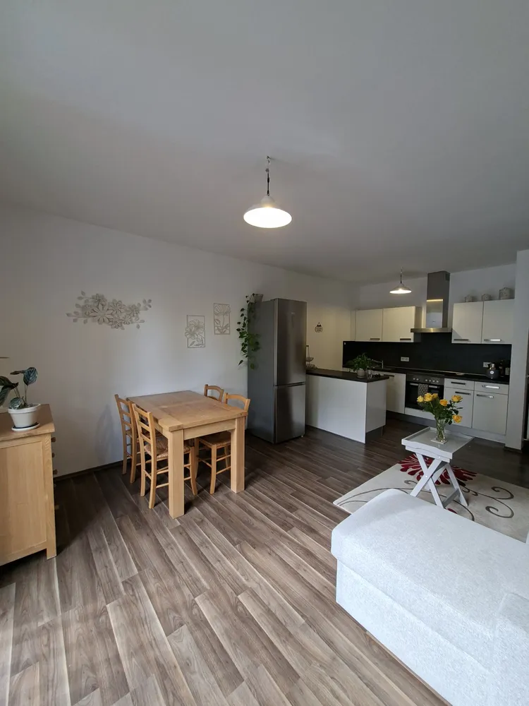 4 Zimmer Wohnung mit 84 m² in Frankfurt am Main – Bild 3