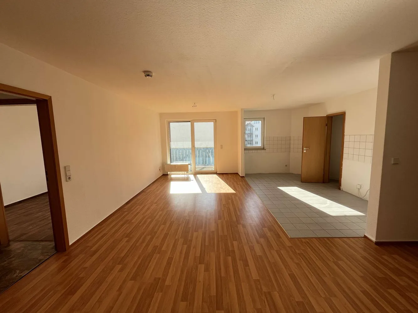 3 Zimmer Wohnung mit 86 m² in Halberstadt – Bild 2