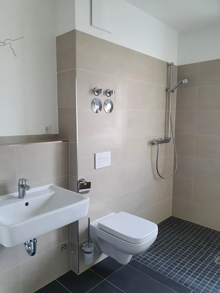 2 Zimmer Wohnung mit 50 m² in Berlin – Bild 6