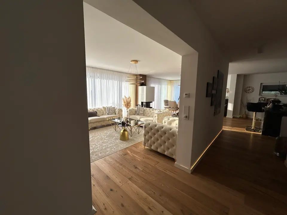 6 Zimmer Wohnung mit 170 m² in Heilbronn – Bild 3