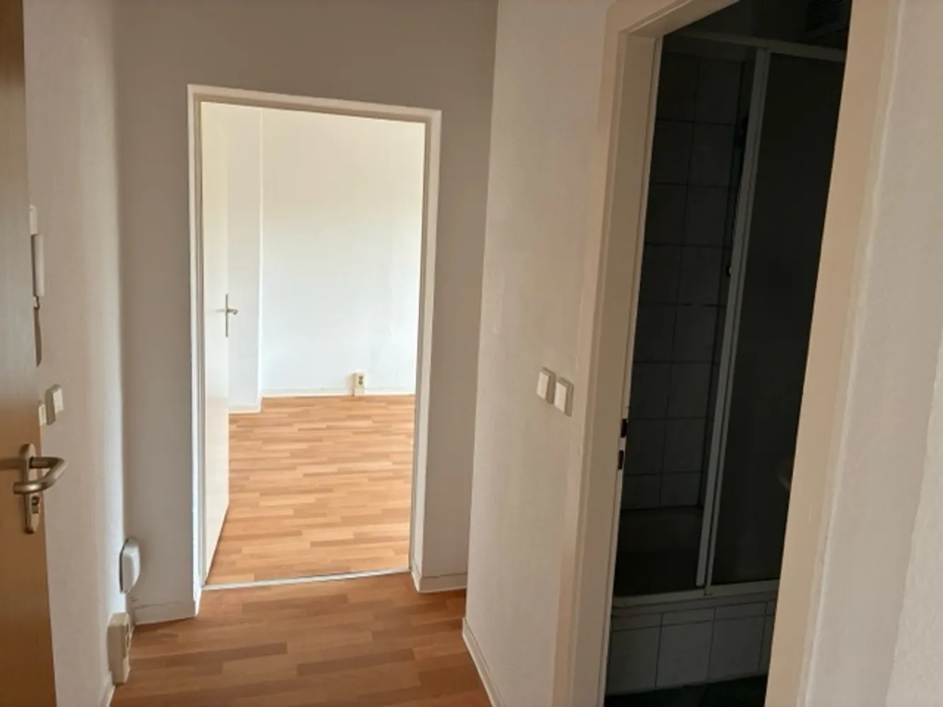 2 Zimmer Wohnung mit 42 m² in Halle (Saale) – Bild 6