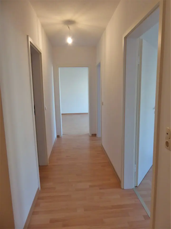 2 Zimmer Wohnung mit 57 m² in Halle (Saale) – Bild 9