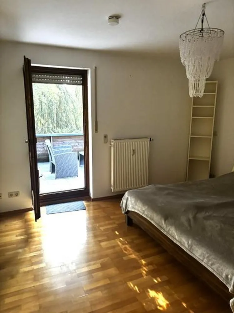 2 Zimmer Wohnung mit 77 m² in München – Bild 4