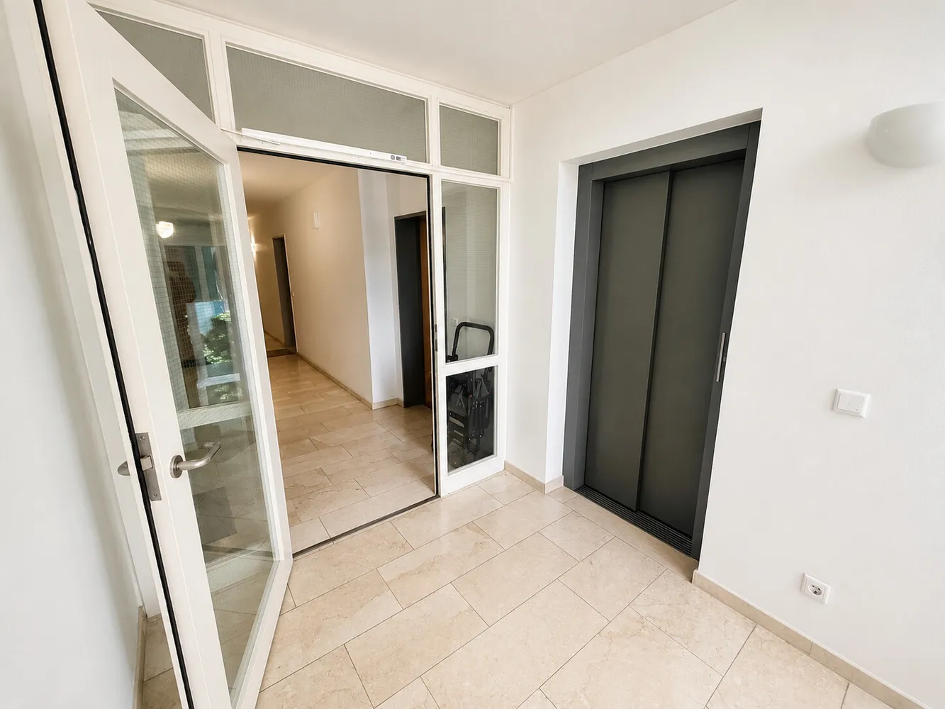 2 Zimmer Wohnung mit 43 m² in Düsseldorf – Bild 3