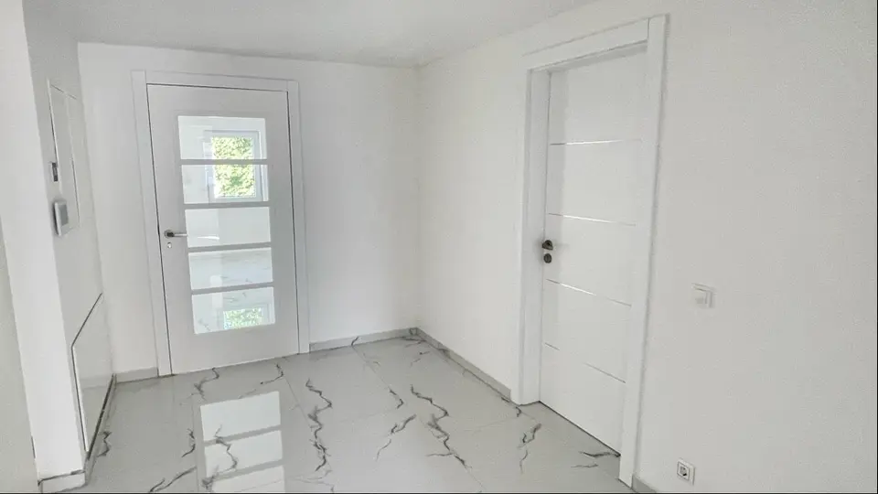 4 Zimmer Wohnung mit 120 m² in Freital – Bild 3