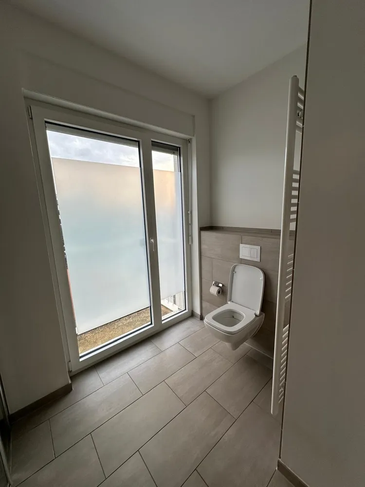 3 Zimmer Wohnung mit 90 m² in Frankfurt am Main – Bild 3