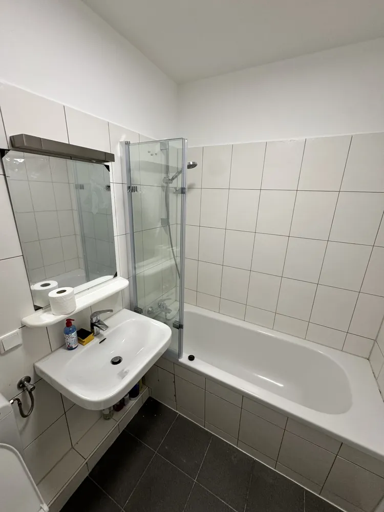 1 Zimmer Wohnung mit 34 m² in Köln – Bild 7