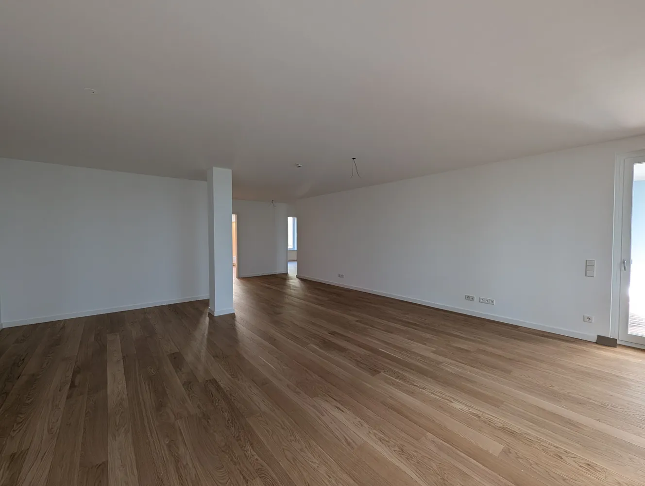 4 Zimmer Wohnung mit 146 m² in München – Bild 3