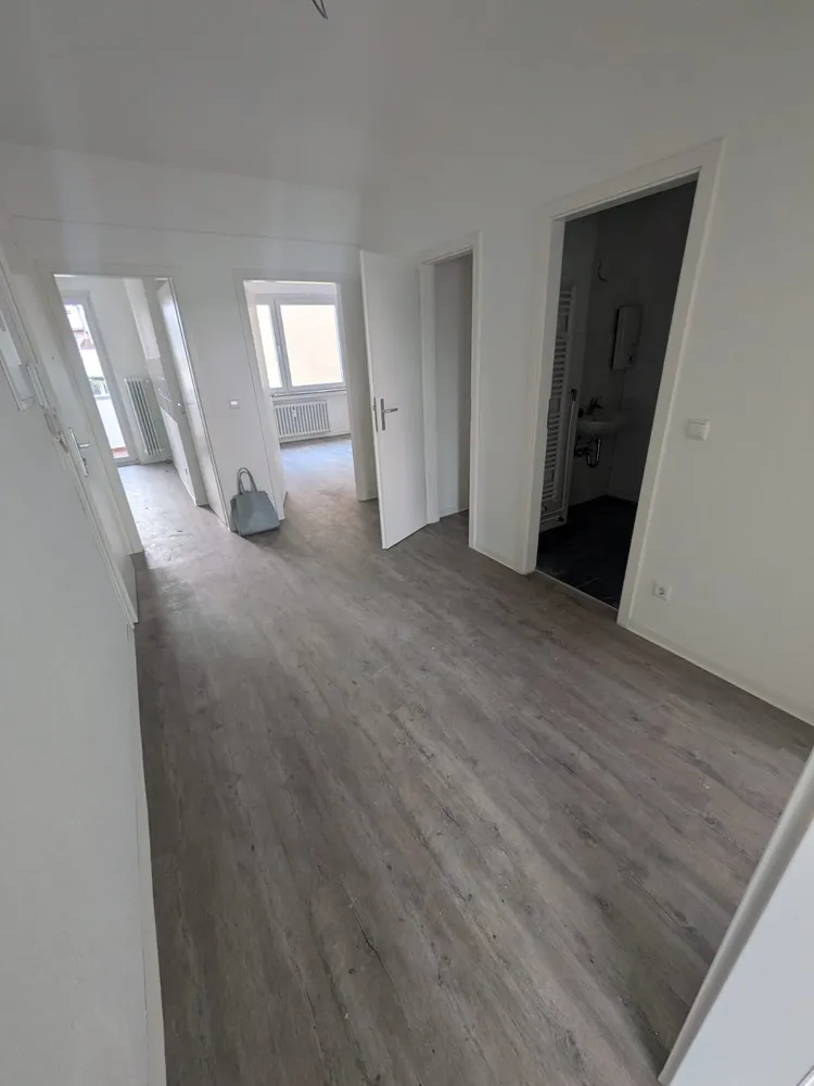 3 Zimmer Wohnung mit 77 m² in Düsseldorf – Bild 8