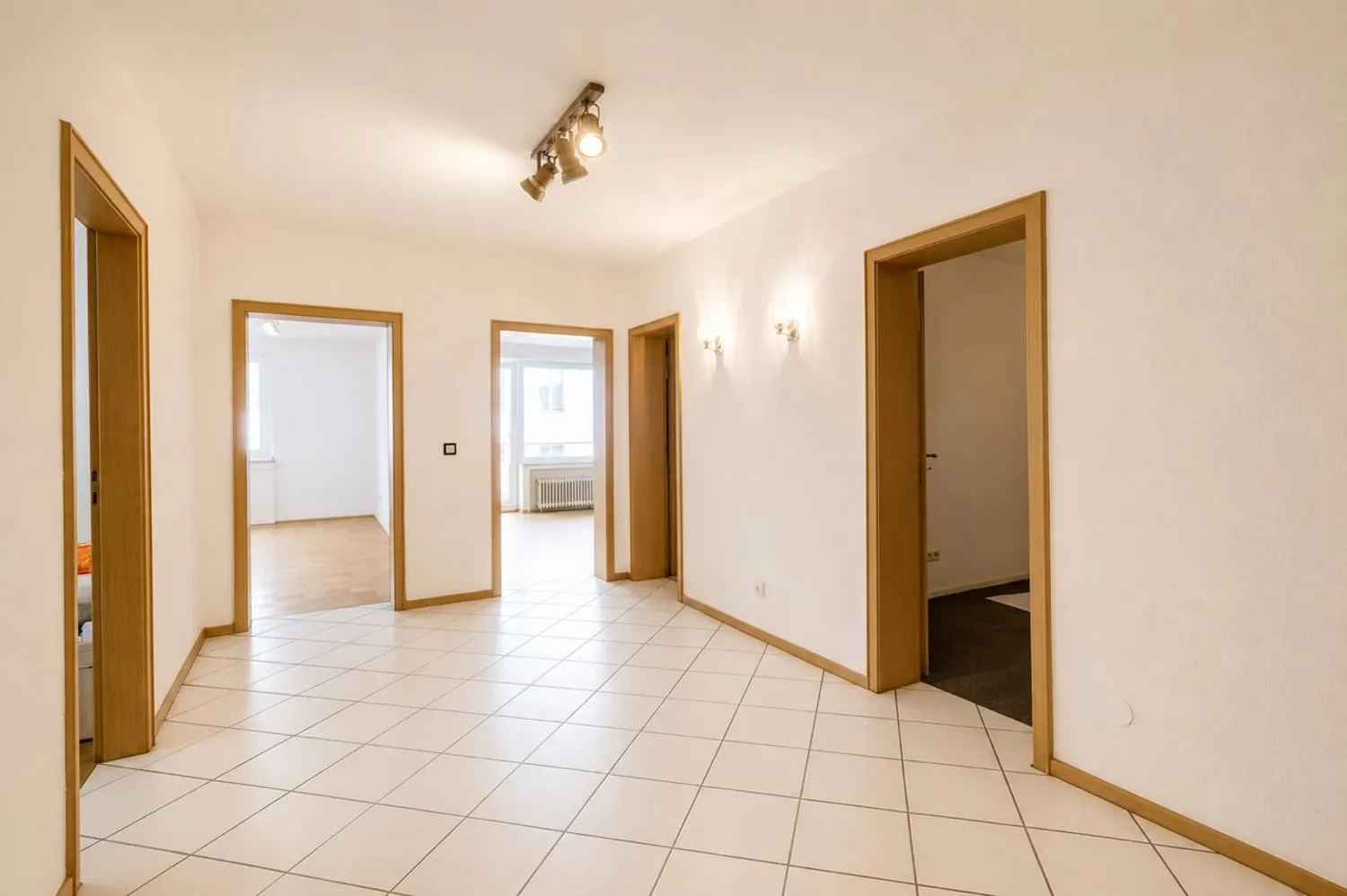 4 Zimmer Wohnung mit 135 m² in Düsseldorf – Bild 9