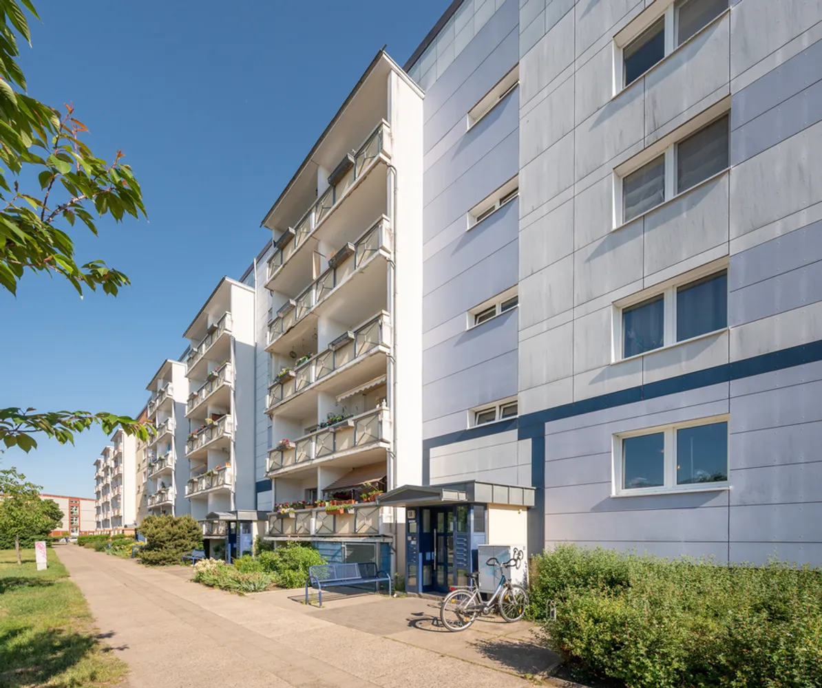 1 Zimmer Wohnung mit 26 m² in Neubrandenburg – Bild 2