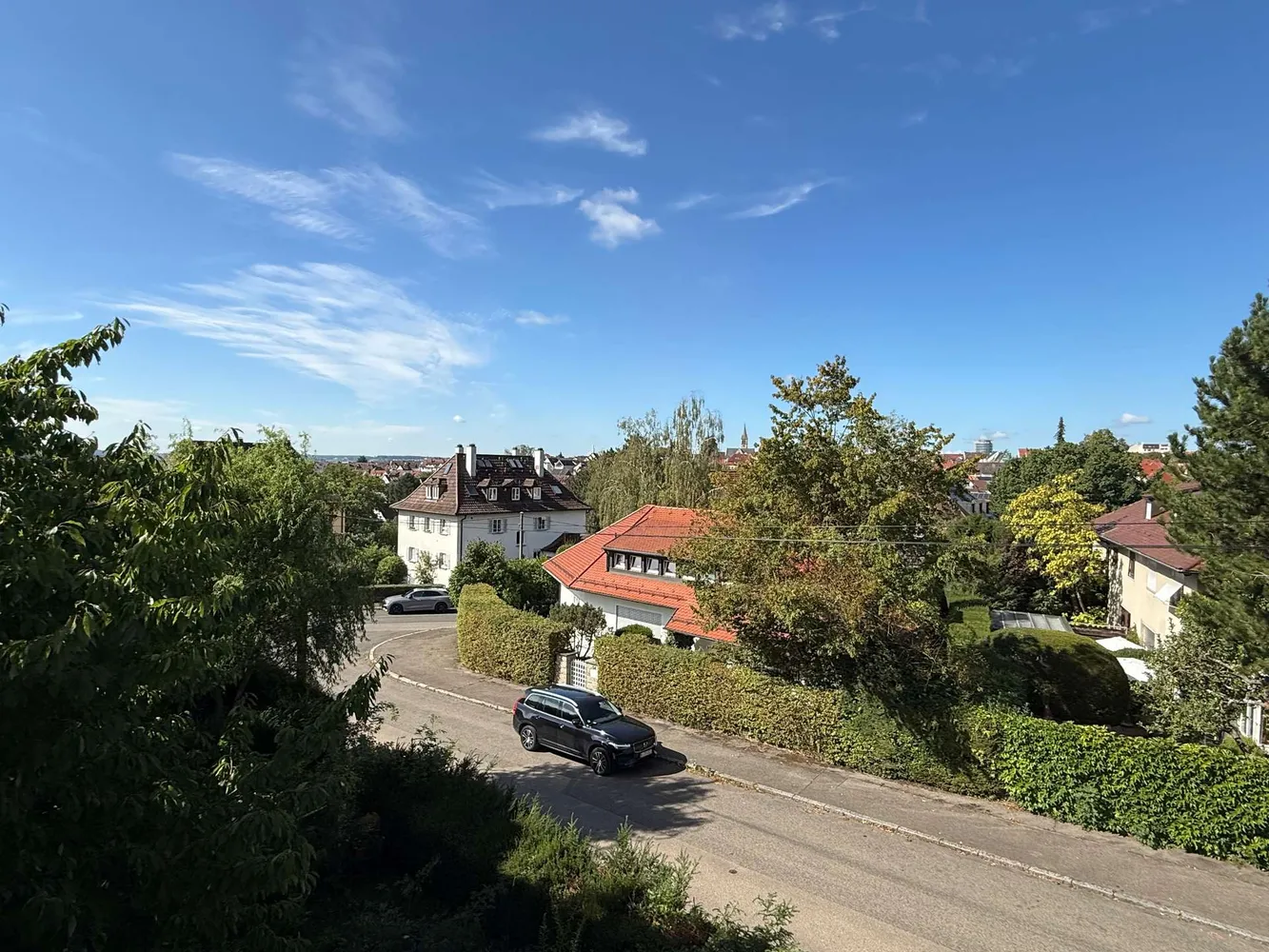 5 Zimmer Wohnung mit 105 m² in Stuttgart – Bild 2