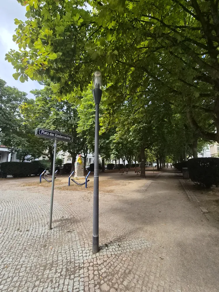 4 Zimmer Wohnung mit 140 m² in Wiesbaden – Bild 2