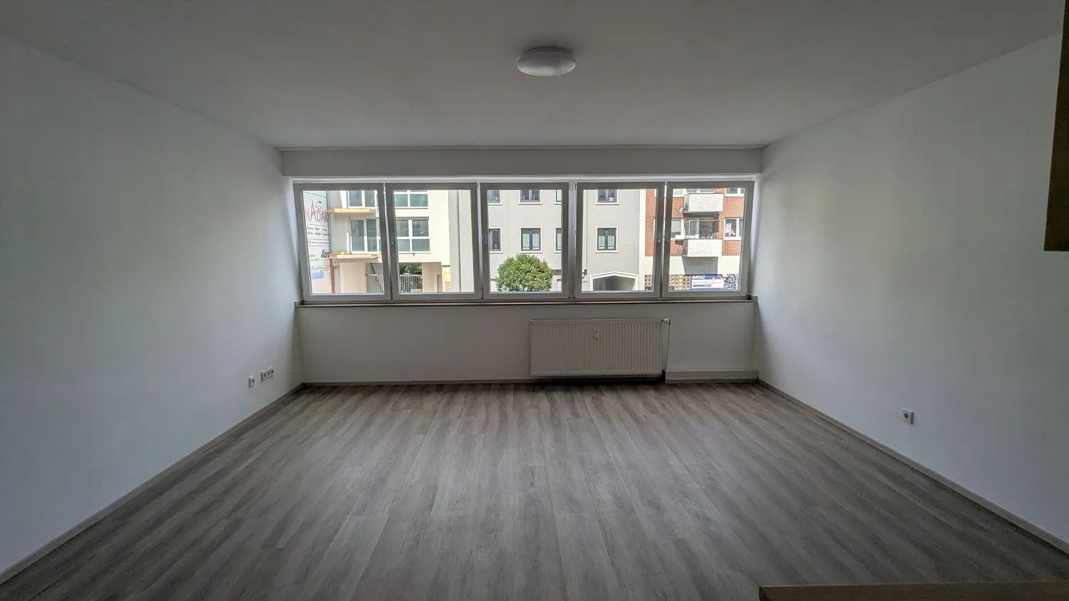 1 Zimmer Wohnung mit 33 m² in Köln – Bild 1