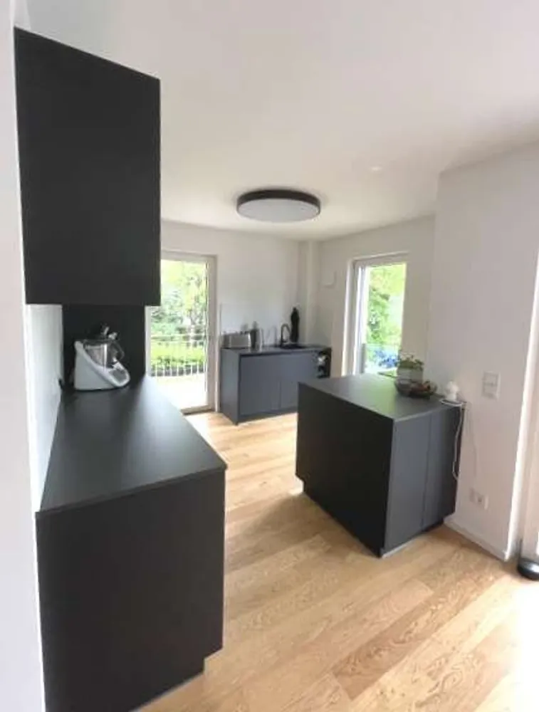 4 Zimmer Wohnung mit 110 m² in München – Bild 1