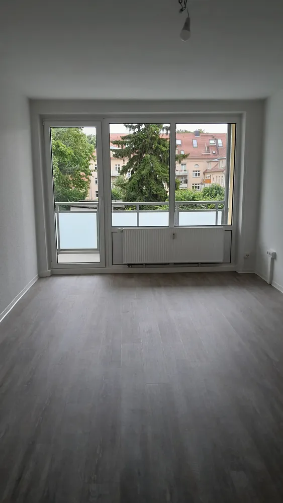 4 Zimmer Wohnung mit 68 m² in Dresden – Bild 2