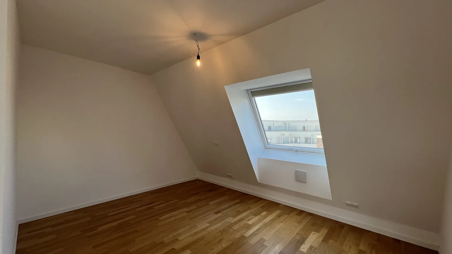 3 Zimmer Wohnung mit 90 m² in Berlin – Bild 2