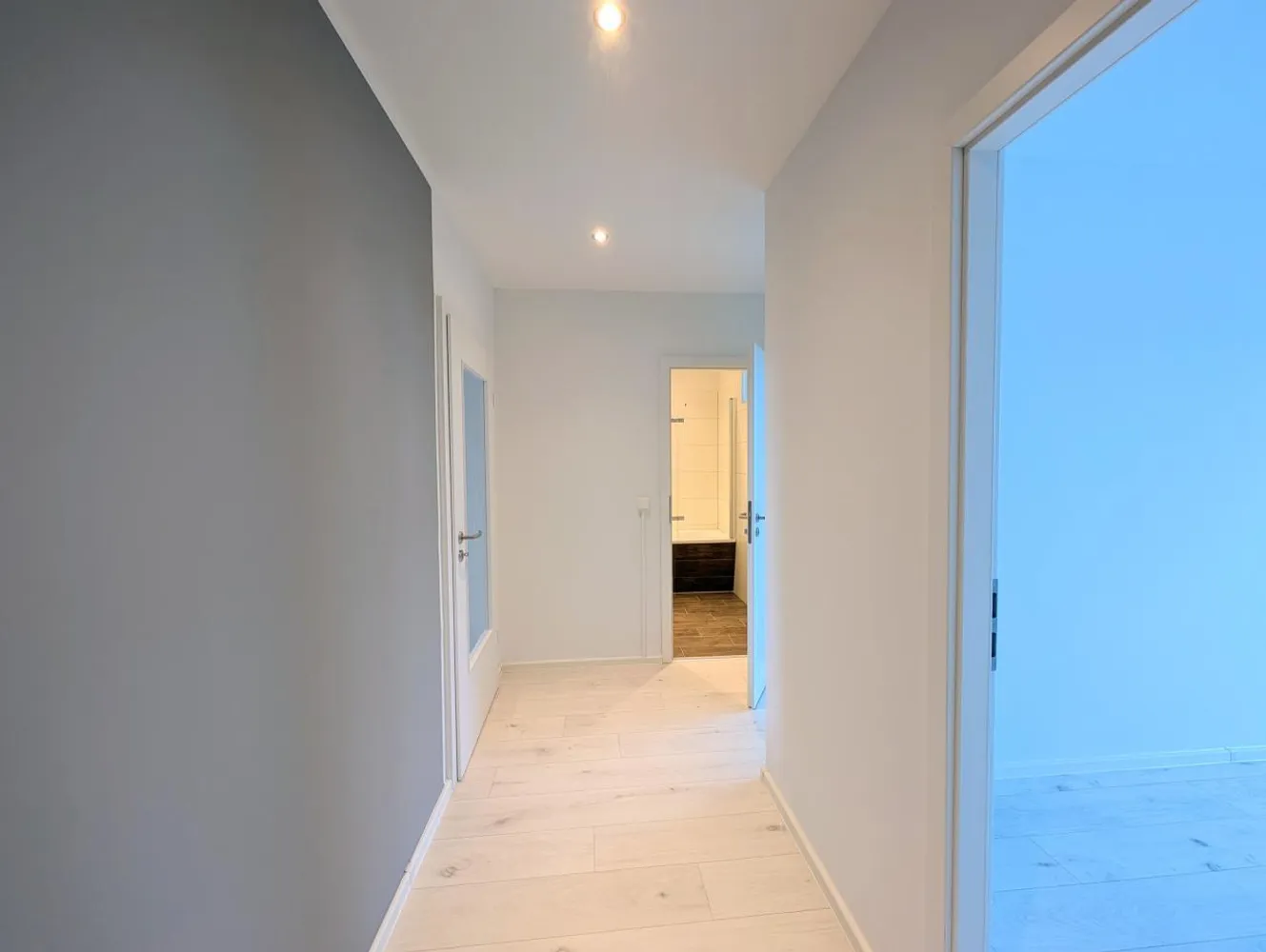 4 room apartment with 69 m² in Chemnitz – Photo 2