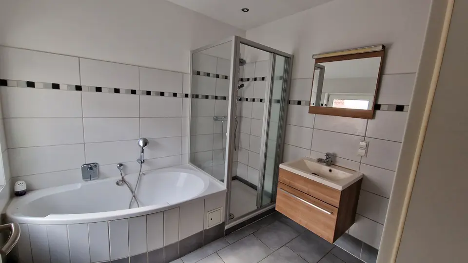 3 Zimmer Wohnung mit 80 m² in Weißenfels – Bild 5
