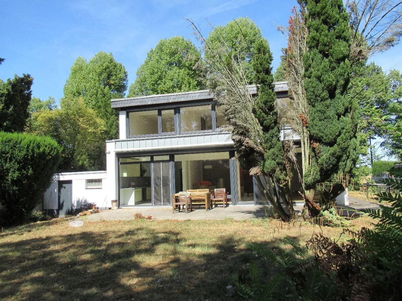 4 Zimmer Haus mit 160 m² in Düsseldorf – Bild 2
