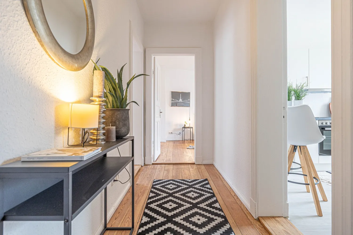 2 Zimmer Wohnung mit 56 m² in Kiel – Bild 2