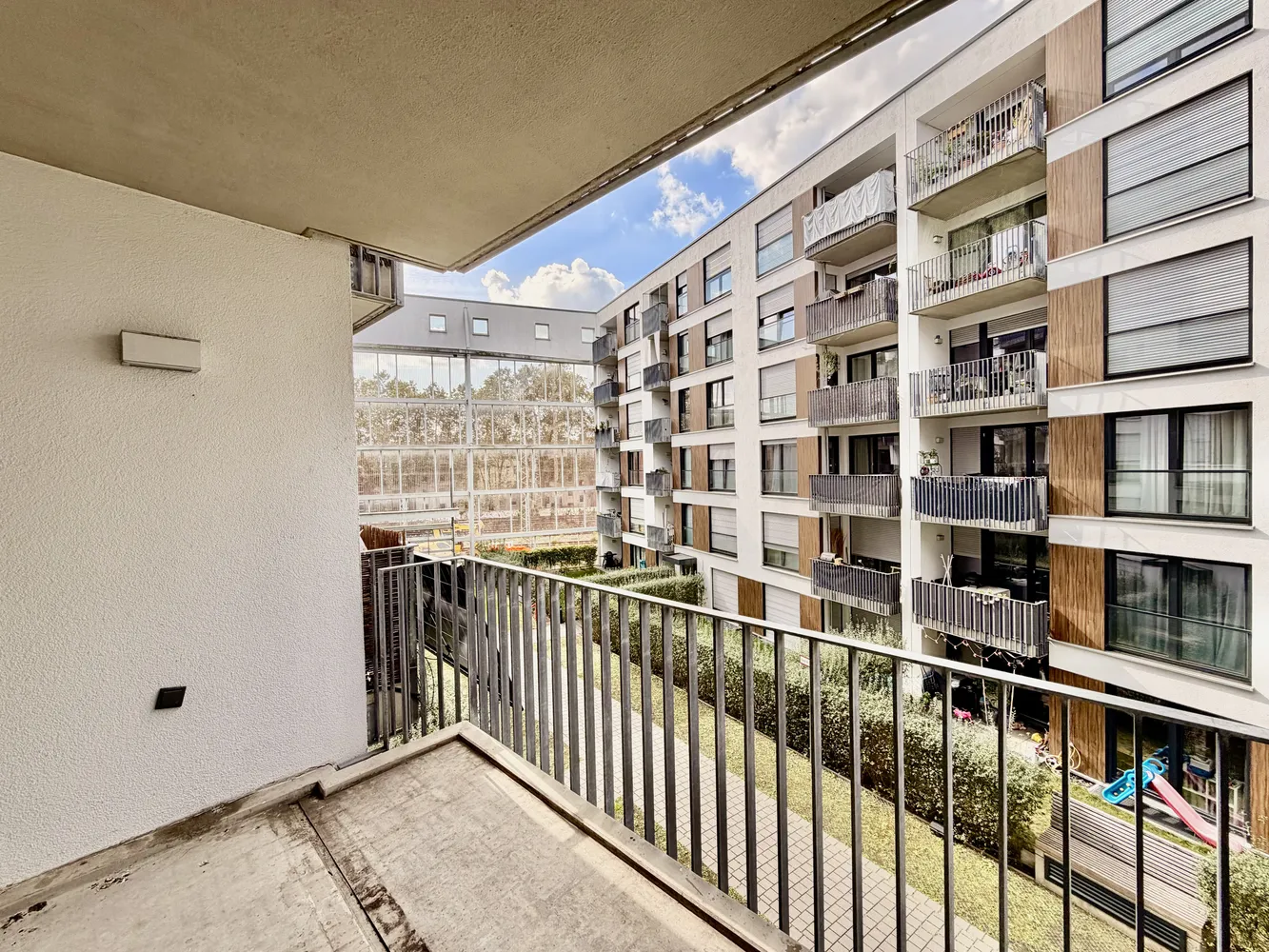 3 Zimmer Wohnung mit 74 m² in Düsseldorf – Bild 4