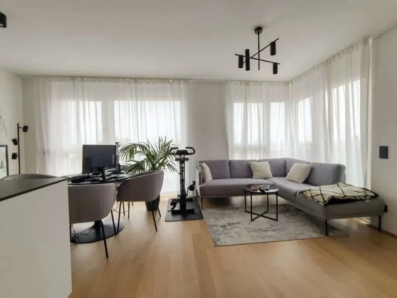 2 Zimmer Wohnung mit 62 m² in Düsseldorf – Bild 2
