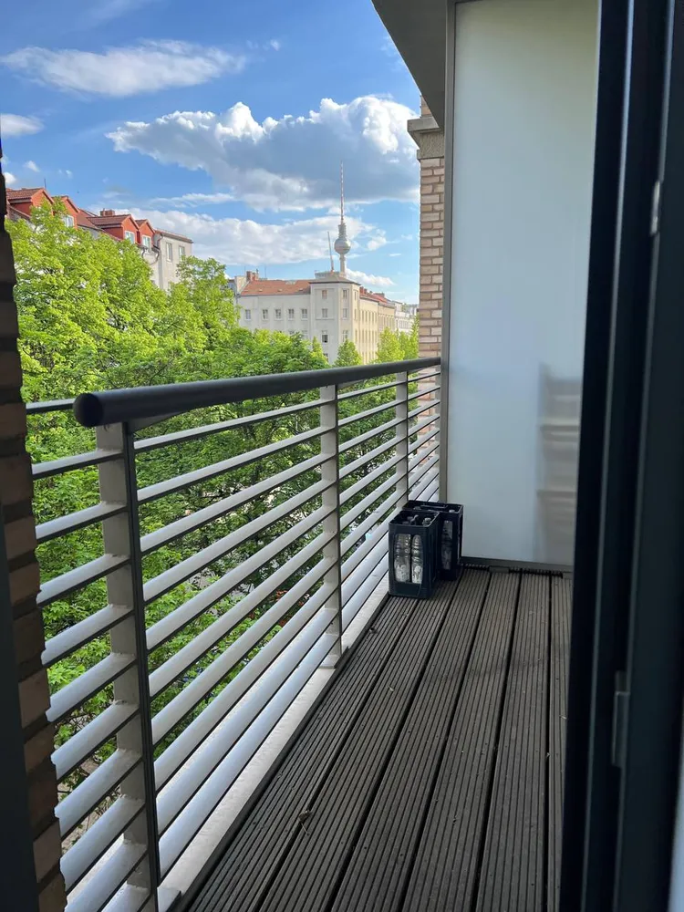 2 Zimmer Wohnung mit 70 m² in Berlin – Bild 4