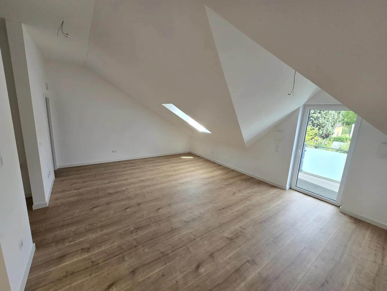 4 Zimmer Wohnung mit 88 m² in Hamburg – Bild 2