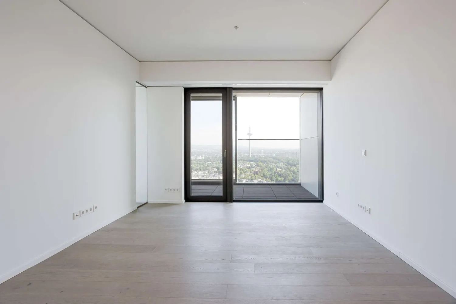 3 Zimmer Wohnung mit 131 m² in Frankfurt am Main – Bild 3