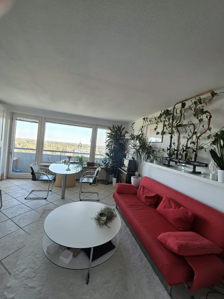 2 Zimmer Wohnung mit 67 m² in München – Bild 2